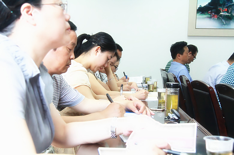 �����߷��