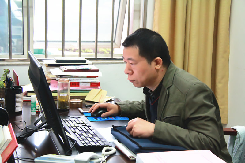 ���ܹ�����